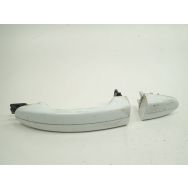 Poignee exterieure avant droite