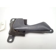 Poignee interieure porte arriere gauche