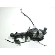 Serrure de porte avant gauche