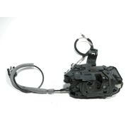 Serrure de porte avant droite