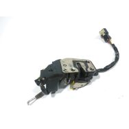 Serrure de porte avant gauche