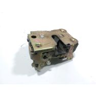 Serrure de porte avant droite