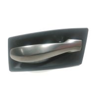 Poignee interieure porte arriere gauche