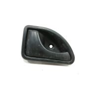 Poignee interieure porte avant gauche