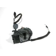 Serrure de porte avant droite