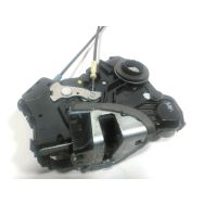 Serrure de porte avant droite