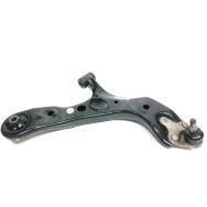 Triangle inférieur avant droit