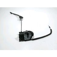 Serrure de porte avant droite