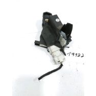 Serrure de porte avant gauche