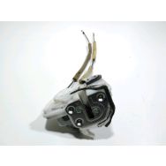 Serrure de porte avant droite