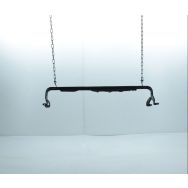 Traverse inférieure armature avant