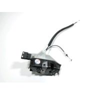 Serrure de porte avant droite