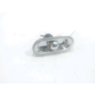 Repetiteur d'aile gauche