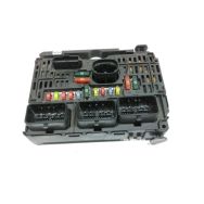 Boite à fusibles moteur