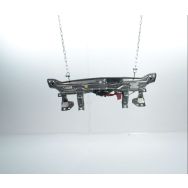 Traverse superieure armature avant