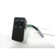 Commande lève-vitre avant gauche