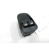 Commande lève-vitre avant gauche