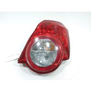 Feu arriere droit