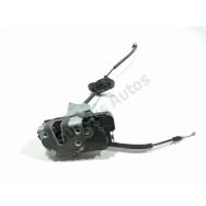 Serrure de porte avant droite