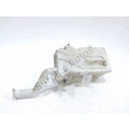 Réservoir de lave glace avant