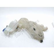 Reservoir de lave glace avant