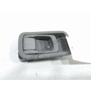 Poignee interieure porte avant gauche