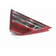 Feu arrière intérieur gauche