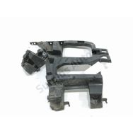 Support gauche de pare-choc arriere