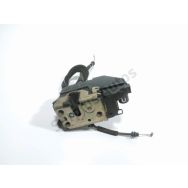 Serrure de porte avant droite