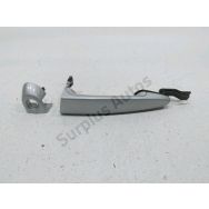 Poignee exterieure avant gauche