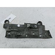 Support gauche de pare-choc arrière
