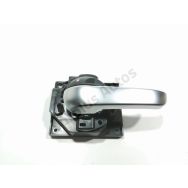 Poignee interieure porte avant gauche