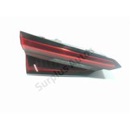 Feu arrière intérieur gauche