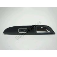 Commande lève-vitre avant droit