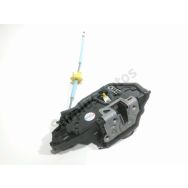 Serrure de porte avant droite