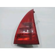Feu arriere droit
