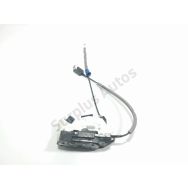 Serrure de porte avant droite