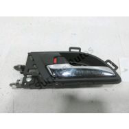 Poignee interieure porte avant gauche