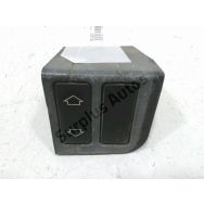 Commande lève-vitre avant droit