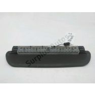 Feu stop supplémentaire