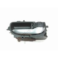 Poignee interieure porte arriere droite