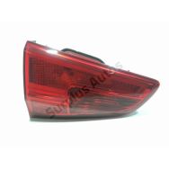 Feu arrière intérieur gauche