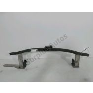 Traverse inférieure armature avant