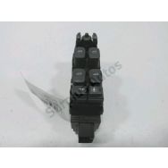 Commande lève-vitre avant gauche