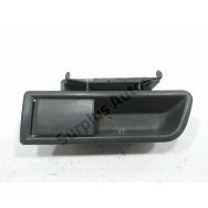 Poignee interieure porte avant gauche