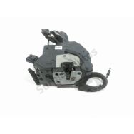 Serrure de porte avant droite