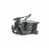 Serrure de porte avant gauche