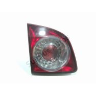 Feu arrière intérieur gauche