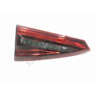 Feu arrière intérieur gauche