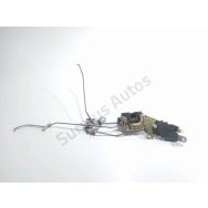 Serrure de porte avant droite